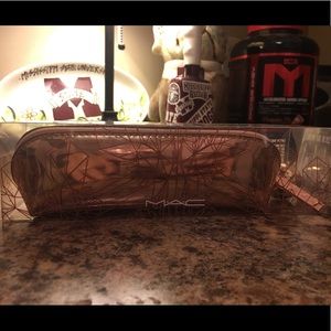 MAC Snow Ball Mini Lip Gloss Kit- Nude